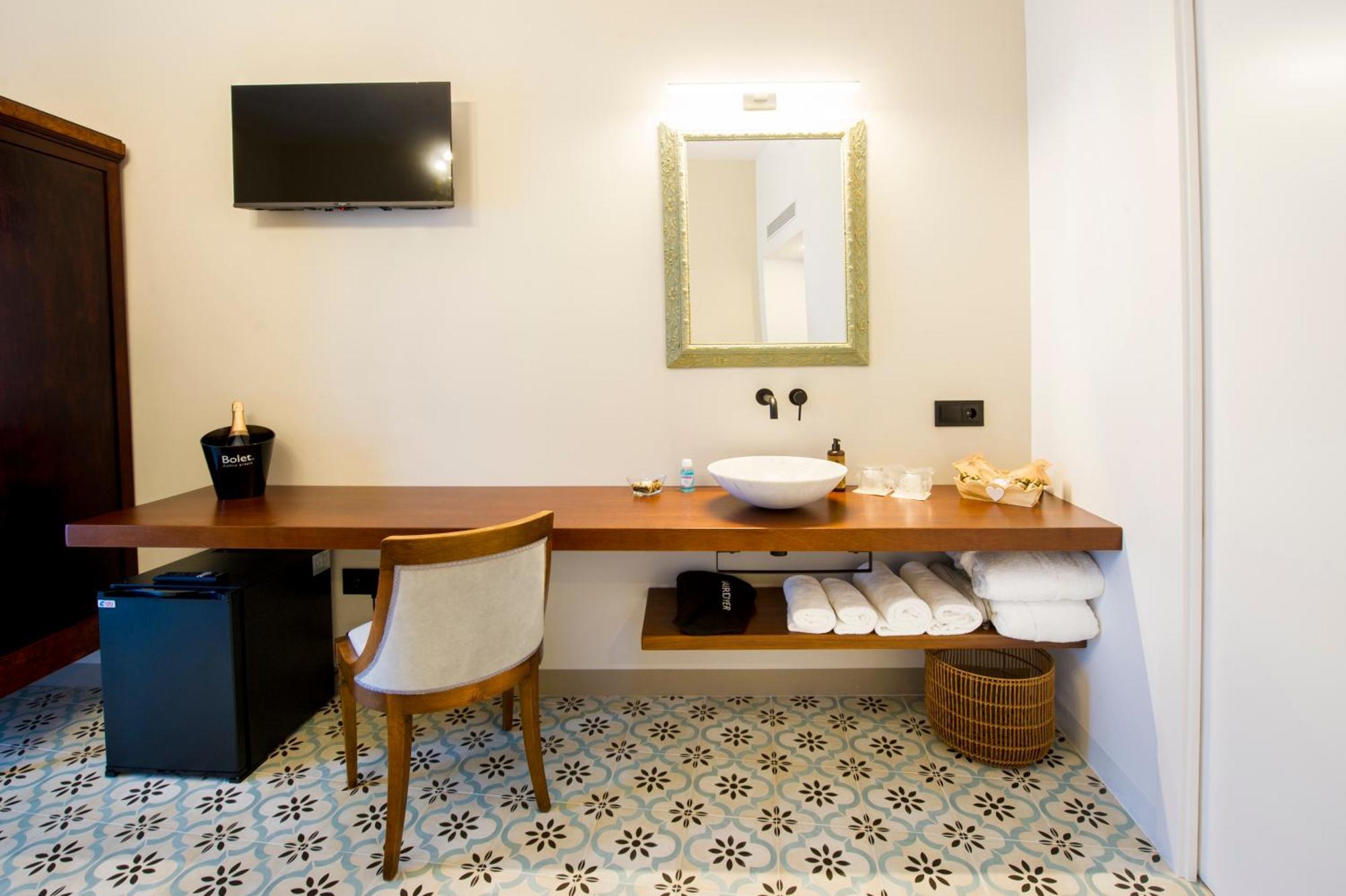 Bolet Casa Modernista Bed & Breakfast Castellvi de la Marca Екстериор снимка