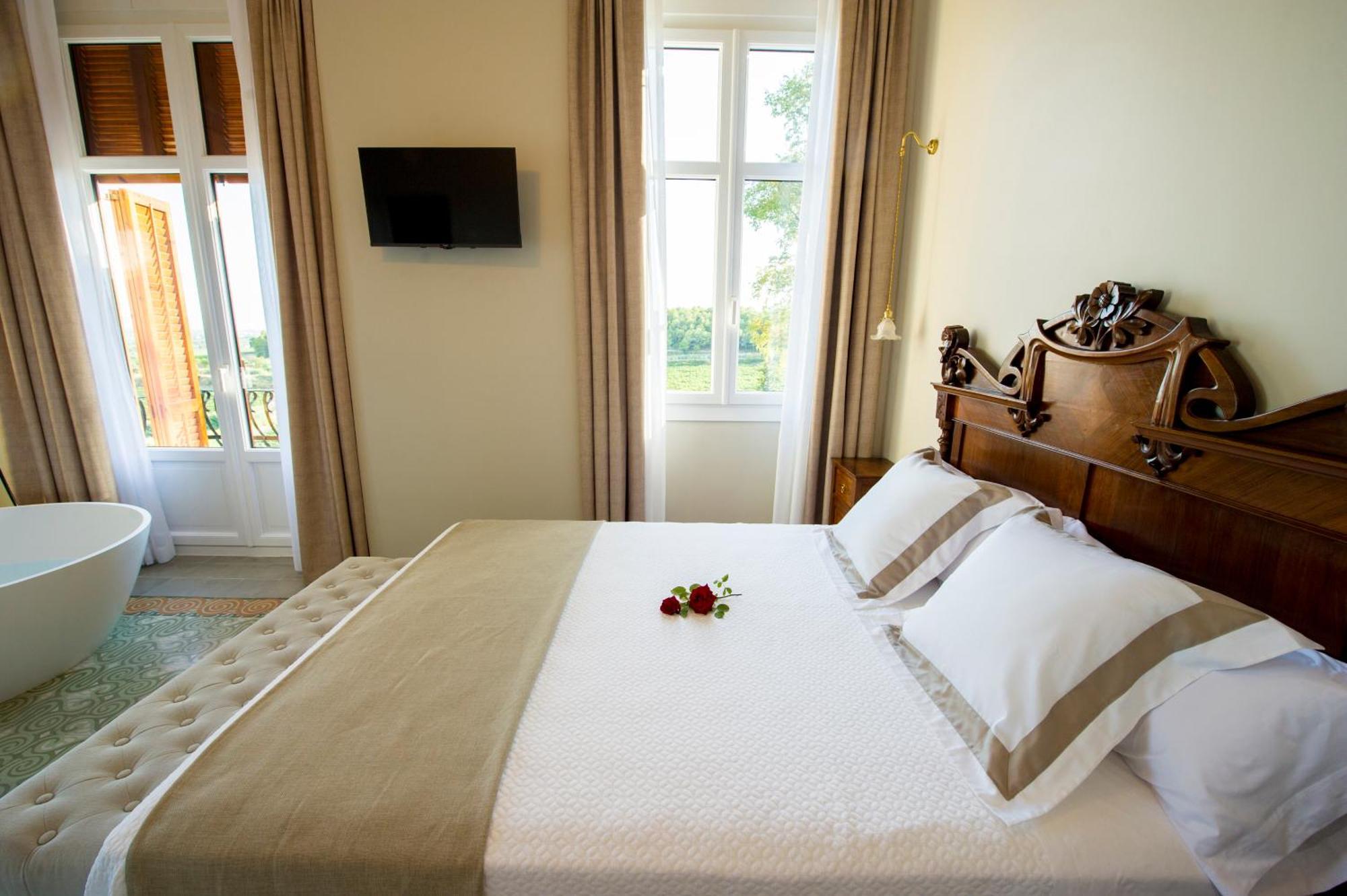Bolet Casa Modernista Bed & Breakfast Castellvi de la Marca Екстериор снимка