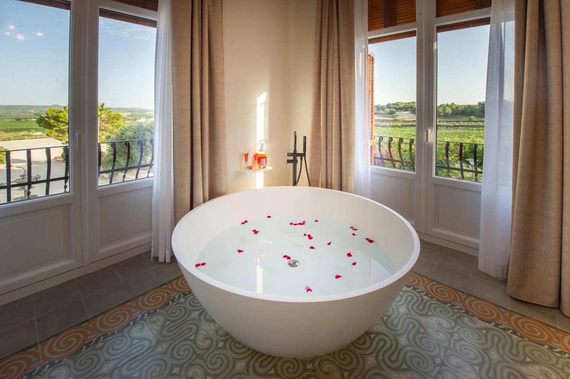 Bolet Casa Modernista Bed & Breakfast Castellvi de la Marca Екстериор снимка