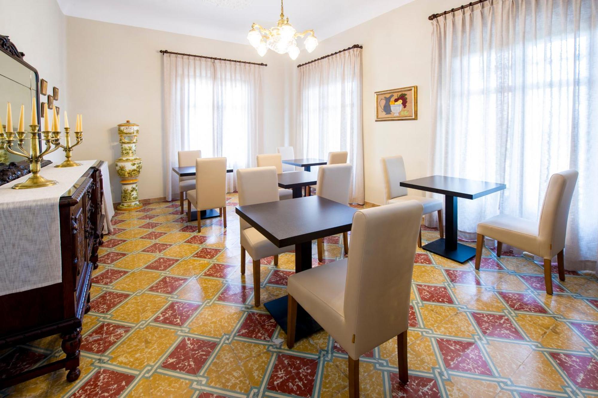Bolet Casa Modernista Bed & Breakfast Castellvi de la Marca Екстериор снимка